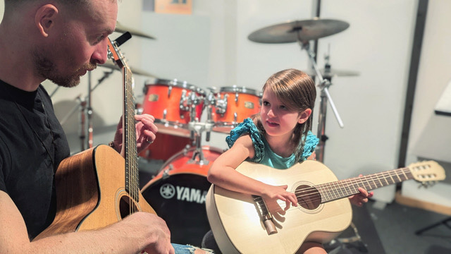Gitarrenunterricht für Kinder in München